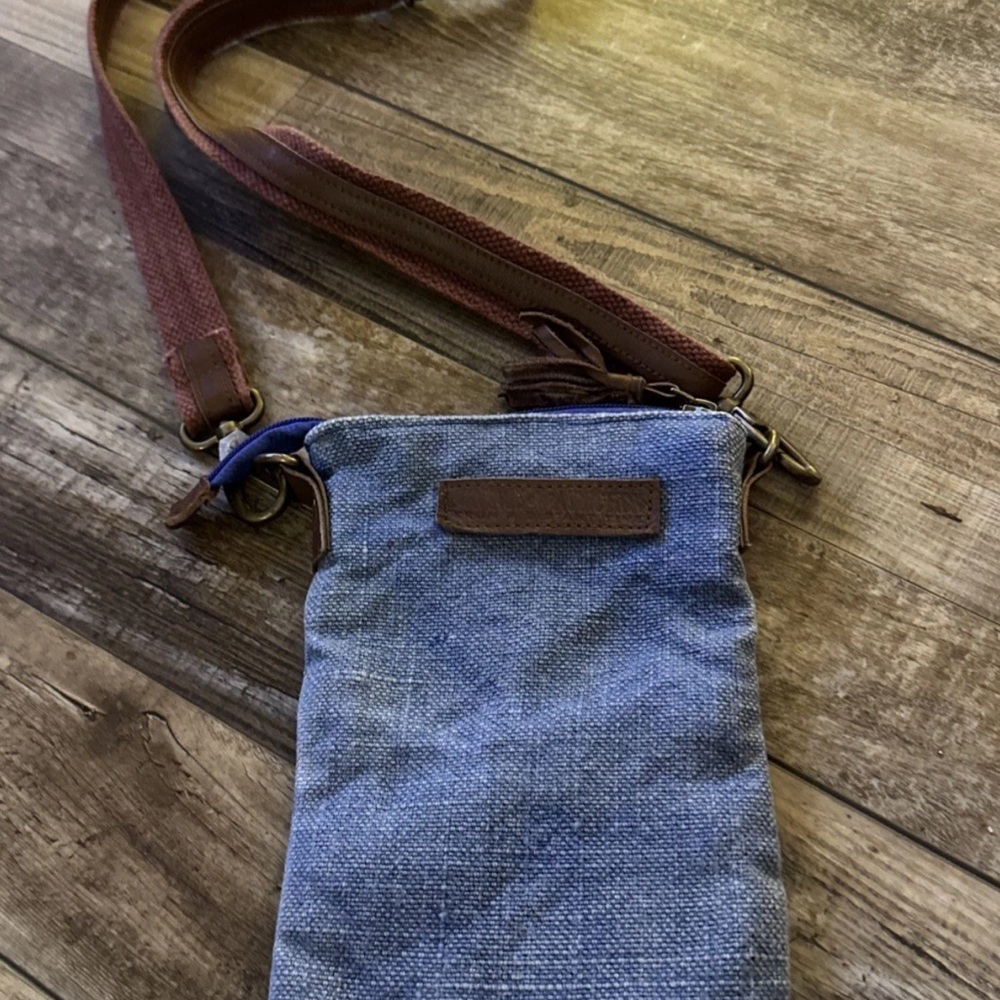Vintage Addiction Canvas Crossbody 
Upcycled